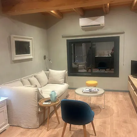 La Maison De Robin Δωμάτια σε οικογενειακή κατοικία Grimaud