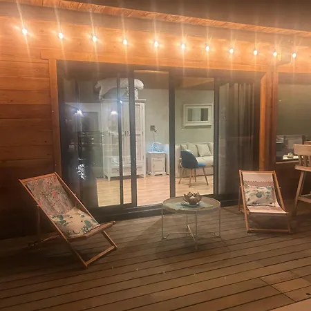 Δωμάτια σε οικογενειακή κατοικία La Maison De Robin Grimaud